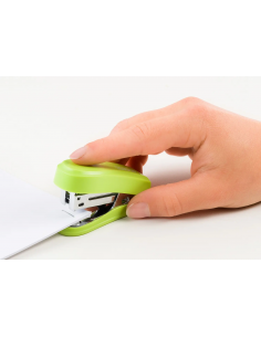 Engrampadora Mini Novus Color Verde + Grapas