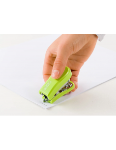 Engrampadora Mini Novus Color Verde + Grapas