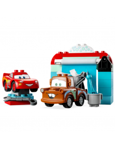 El túnel de lavado con flas Mcqueen y Martin LEGO