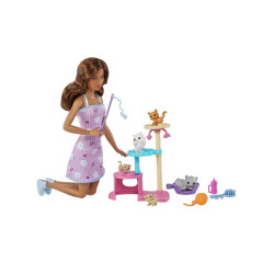 Muñeca de Barbie y sus Gatitos - jobbi