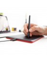 Tablet One Wacom Negra y Roja CTL-472/K1-AX