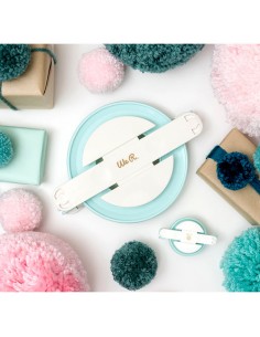 Herramienta para crear pompones Jumbo Pom Pom, We r Memory